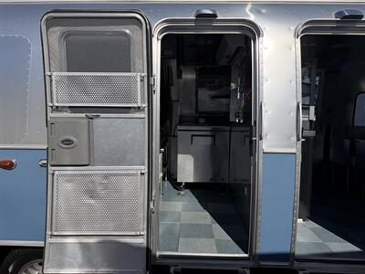 2023 Airstream Commercial Food Trailer   - Photo 8 - Phoenix, AZ 85034