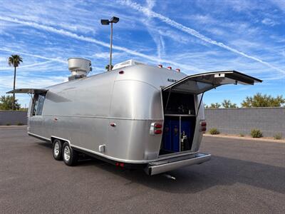 2023 Airstream Commercial Food Trailer - Photo 3 - Phoenix, AZ 85034
