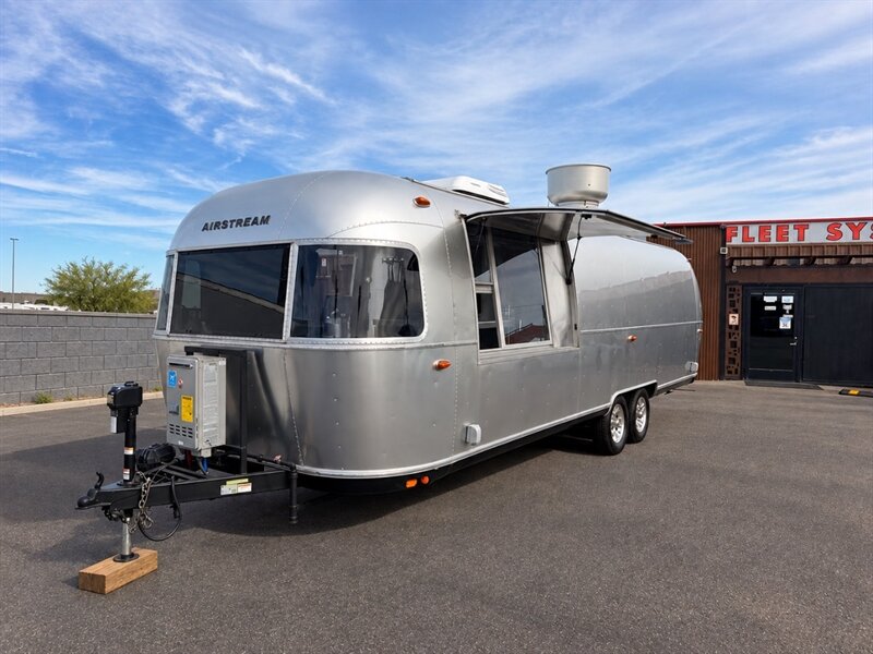 2023 Airstream Commercial Food Trailer   - Photo 1 - Phoenix, AZ 85034