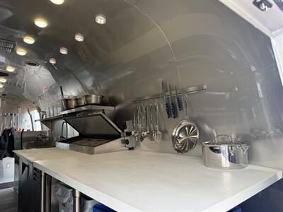 2023 Airstream Commercial Food Trailer - Photo 14 - Phoenix, AZ 85034