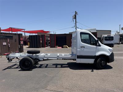 2023 Mercedes-Benz Sprinter 4500 - RWD 170 " WB - Photo 2 - Phoenix, AZ 85034