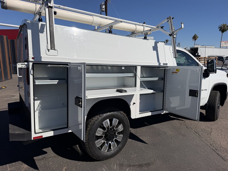 2022 Chevrolet Silverado 2500 Work Truck - Photo 13 - Phoenix, AZ 85034