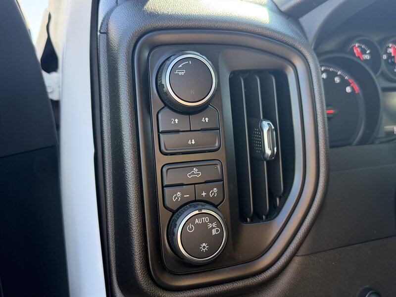 2022 Chevrolet Silverado 2500 Work Truck - Photo 15 - Phoenix, AZ 85034