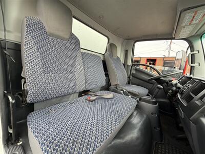 2023 Isuzu NPR HD Box Truck   - Photo 17 - Phoenix, AZ 85034