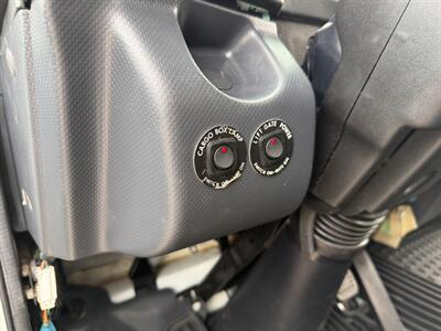 2023 Isuzu NPR HD Box Truck   - Photo 19 - Phoenix, AZ 85034