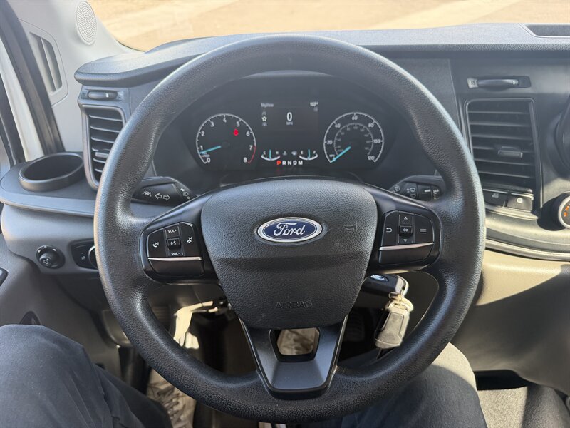 2023 Ford Transit 350 HD Box Truck - Photo 12 - Phoenix, AZ 85034