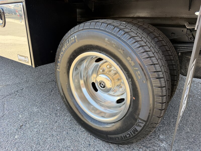 2022 Ford F-350 Super Duty XL - Photo 10 - Phoenix, AZ 85034