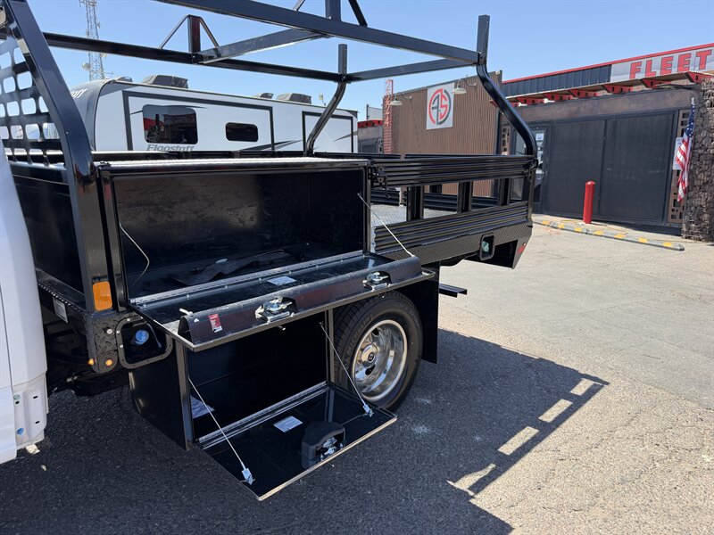 2022 Ford F-350 Super Duty XL - Photo 8 - Phoenix, AZ 85034