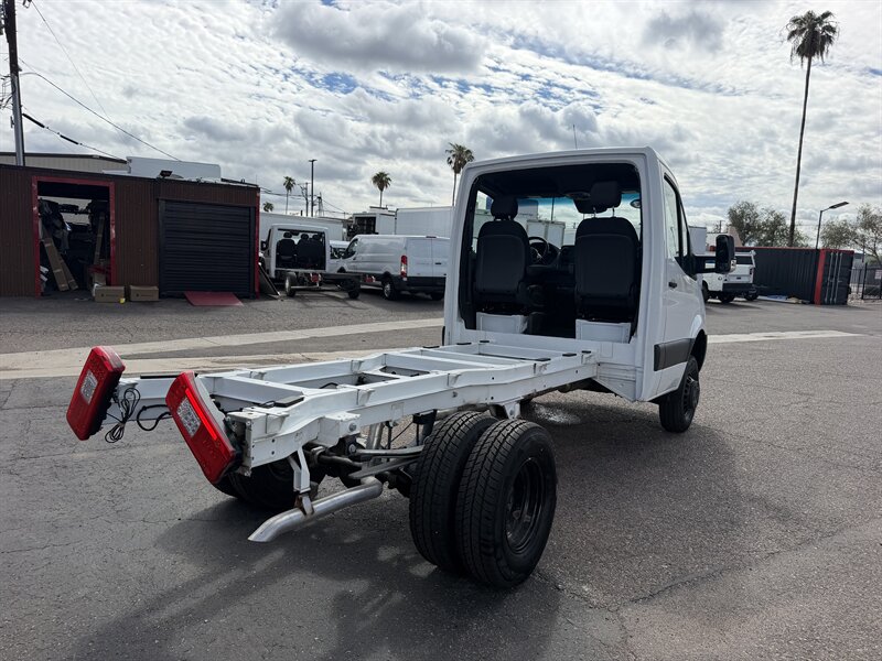 2023 Mercedes-Benz Sprinter 3500XD AWD Open-Back Chassis - Photo 3 - Phoenix, AZ 85034