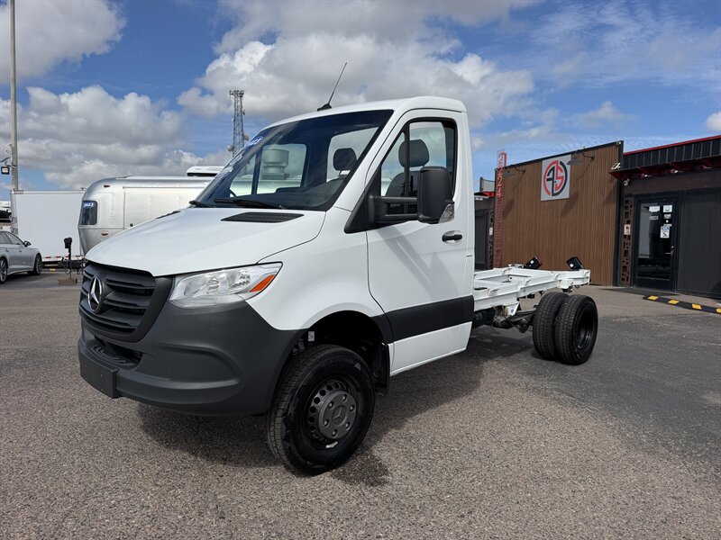 2023 Mercedes-Benz Sprinter 3500XD AWD Open-Back Chassis - Photo 7 - Phoenix, AZ 85034