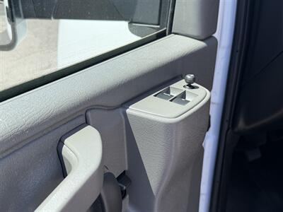 2025 Chevrolet Express 3500 Box Truck - Photo 18 - Phoenix, AZ 85034