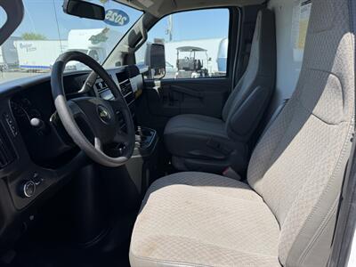 2025 Chevrolet Express 3500 Box Truck - Photo 13 - Phoenix, AZ 85034