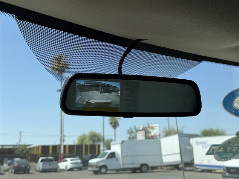 2025 Chevrolet Express 3500 Box Truck - Photo 17 - Phoenix, AZ 85034