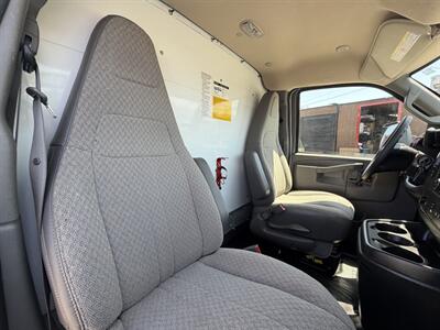 2025 Chevrolet Express 3500 Box Truck - Photo 19 - Phoenix, AZ 85034