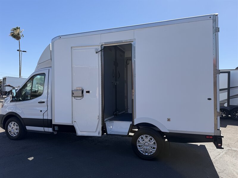 2022 Ford Transit 350 - Reefer Van - Photo 11 - Phoenix, AZ 85034