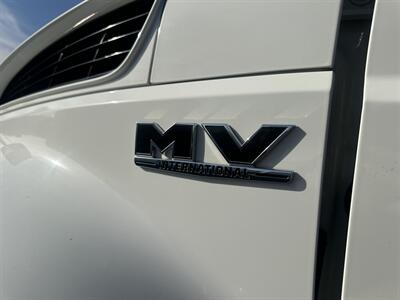 2021 International MV607 Stake Bed W/ Lift Gate   - Photo 8 - Phoenix, AZ 85034