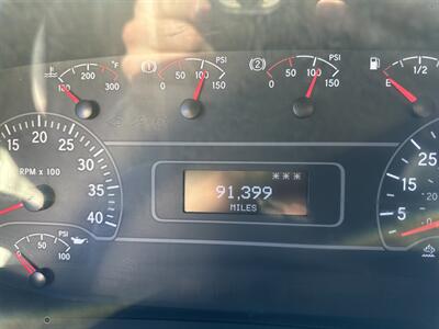 2021 International MV607 Stake Bed W/ Lift Gate   - Photo 17 - Phoenix, AZ 85034