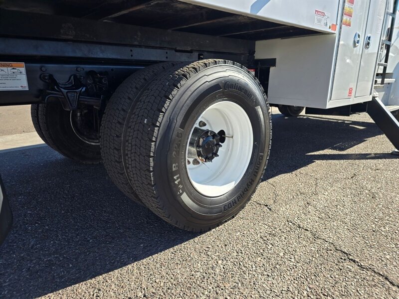 2024 Freightliner M2 106 Bucket Truck - Photo 42 - Phoenix, AZ 85034