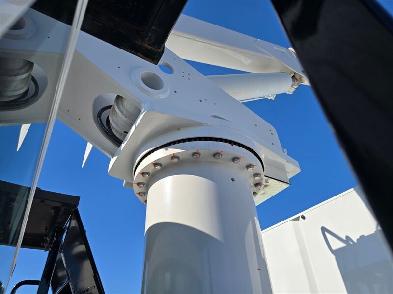 2024 Freightliner M2 106 Bucket Truck - Photo 20 - Phoenix, AZ 85034