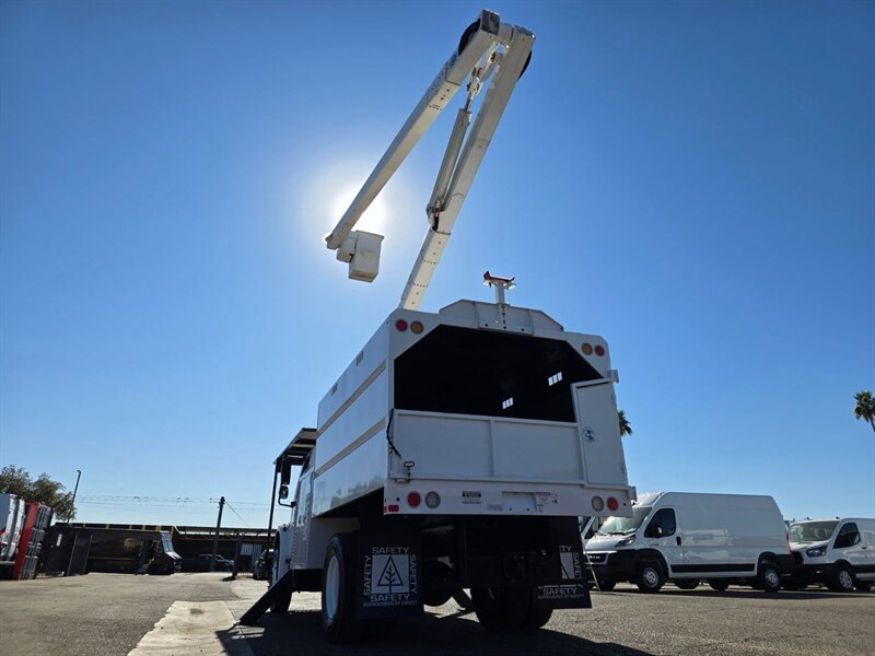 2024 Freightliner M2 106 Bucket Truck - Photo 10 - Phoenix, AZ 85034