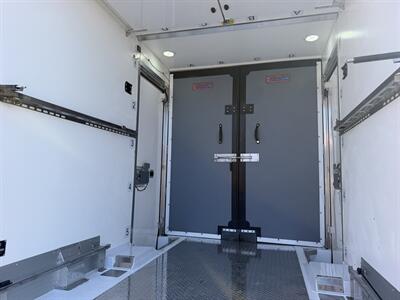 2023 Ford E-350 SD - 12 ft Refrigerated Truck - Photo 10 - Phoenix, AZ 85034