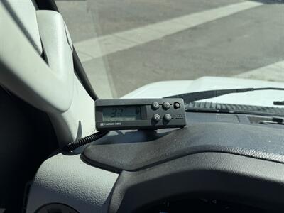 2023 Ford E-350 SD - 12 ft Refrigerated Truck - Photo 17 - Phoenix, AZ 85034