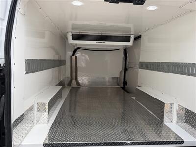 2021 Ford Transit 250 - Refrigerated Van - Photo 8 - Phoenix, AZ 85034