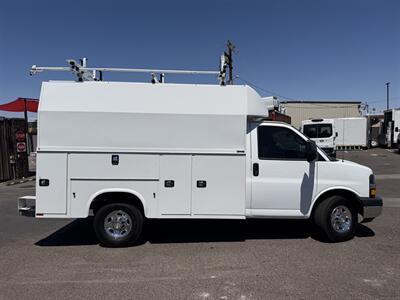 2024 Chevrolet Express 3500 W/ Knapheide Utility Body - Photo 2 - Phoenix, AZ 85034