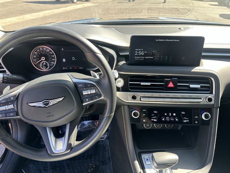 2025 Genesis G70 2.5T Standard 4dr Sedan   - Photo 14 - Phoenix, AZ 85034