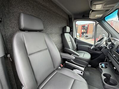 2023 Mercedes-Benz Sprinter 3500XD Flatbed   - Photo 15 - Phoenix, AZ 85034