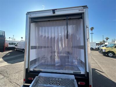 2022 Ford E 350 REFRIGERATED CUTAWAY BOX TRUCK/CUBE VAN   - Photo 15 - Phoenix, AZ 85034