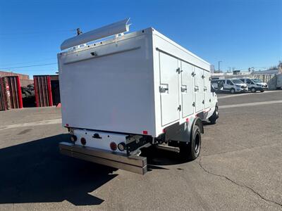 2022 Ford E-450 REFRIGERATED BOX TRUCK/CUBE VAN/CUTAWAY CHASSIS   - Photo 3 - Phoenix, AZ 85034