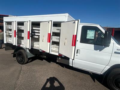 2022 Ford E-450 REFRIGERATED BOX TRUCK/CUBE VAN/CUTAWAY CHASSIS   - Photo 4 - Phoenix, AZ 85034