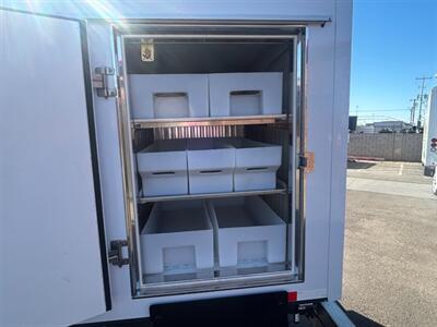 2022 Ford E-450 REFRIGERATED BOX TRUCK/CUBE VAN/CUTAWAY CHASSIS   - Photo 23 - Phoenix, AZ 85034