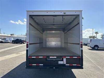 2024 Ford E-350 SD 158 in. CUTAWAY BOX TRUCK/CUBE VAN   - Photo 8 - Phoenix, AZ 85034