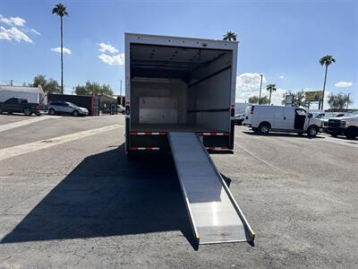 2024 Ford E-350 SD 158 in. CUTAWAY BOX TRUCK/CUBE VAN   - Photo 10 - Phoenix, AZ 85034
