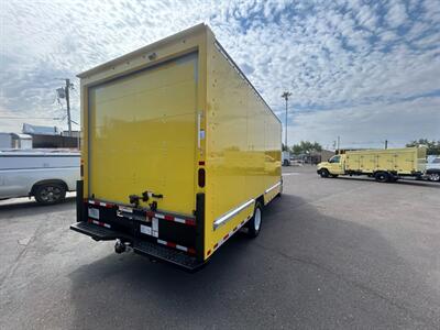 2024 Ford E-350 SD 158 in. CUTAWAY BOX TRUCK/CUBE VAN   - Photo 8 - Phoenix, AZ 85034