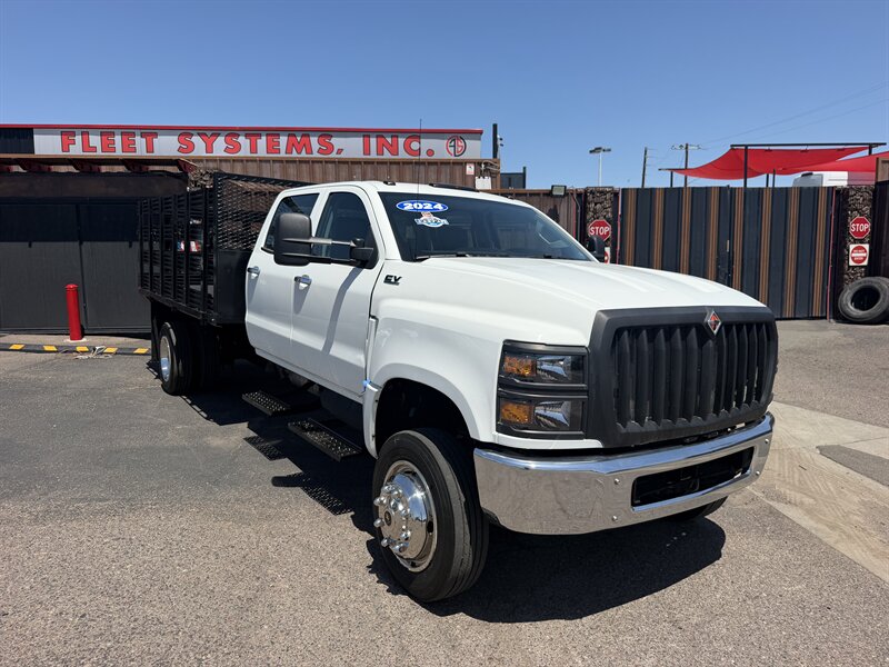 2024 International CV515 - 12 Foot Stake Bed   - Photo 1 - Phoenix, AZ 85034