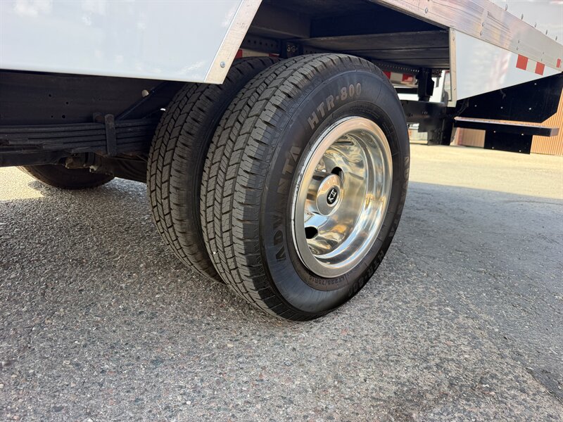 2022 Chevrolet Express 3500 - 16 Foot Box Truck - Photo 7 - Phoenix, AZ 85034