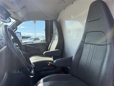 2022 Chevrolet Express 3500 - 16 Foot Box Truck - Photo 12 - Phoenix, AZ 85034