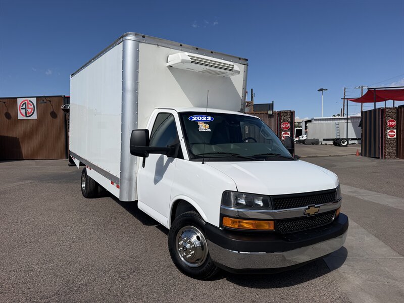 2022 Chevrolet Express 3500 - 16 Foot Box Truck   - Photo 1 - Phoenix, AZ 85034