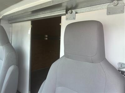 2022 Ford Transit 450 HD 156 in. CUTAWAY BOX TRUCK/CUBE VAN   - Photo 8 - Phoenix, AZ 85034
