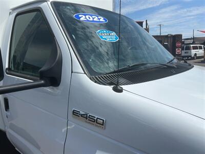 2022 Ford Transit 450 HD 156 in. CUTAWAY BOX TRUCK/CUBE VAN   - Photo 6 - Phoenix, AZ 85034