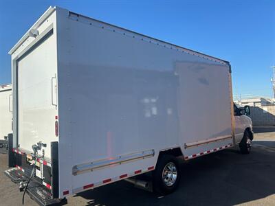 2024 Ford E 350 138in CUTAWAY BOX TRUCK/CUBE VAN   - Photo 3 - Phoenix, AZ 85034