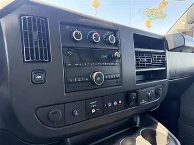 2022 GMC Savana 3500 Box Truck - Photo 15 - Phoenix, AZ 85034