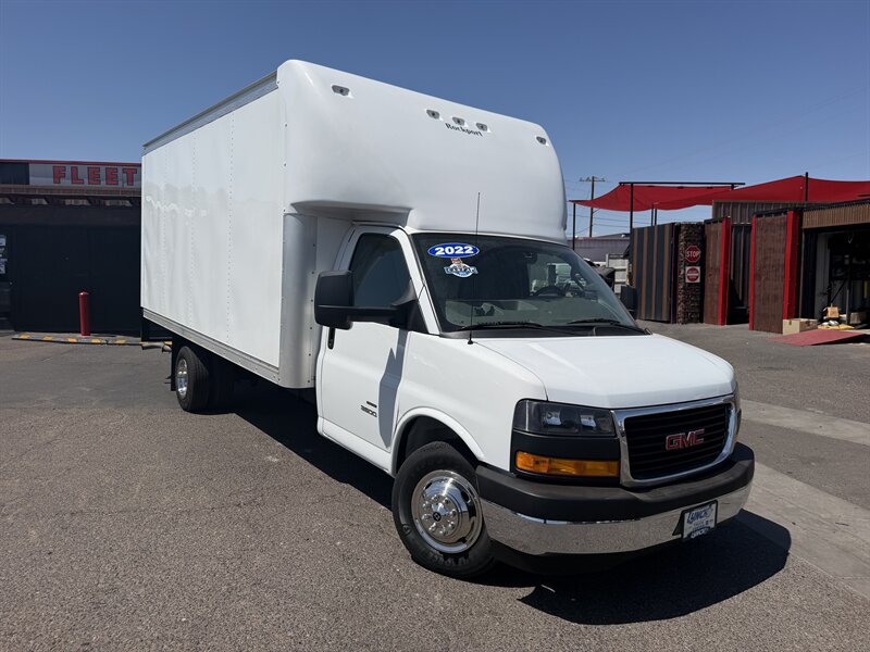 2022 GMC Savana 3500 Box Truck  
