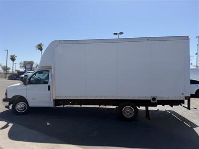 2022 GMC Savana 3500 Box Truck - Photo 6 - Phoenix, AZ 85034