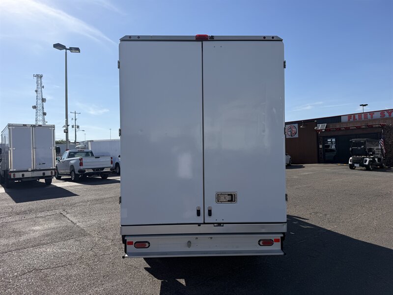 2022 Ford Transit 350 Refrigerated Truck - Photo 4 - Phoenix, AZ 85034