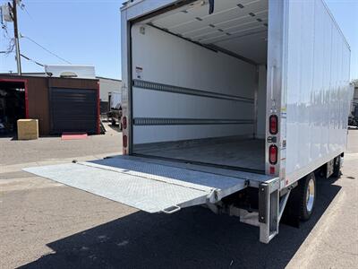 2024 Isuzu NRR Reefer Truck   - Photo 11 - Phoenix, AZ 85034