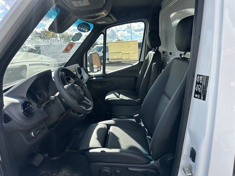 2023 Mercedes-Benz Sprinter 3500XD W/ UTILITY BODY - Photo 11 - Phoenix, AZ 85034